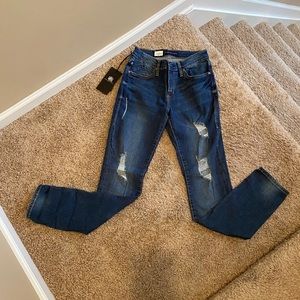 Rock & Republic Mid Rise Skinny Jeans